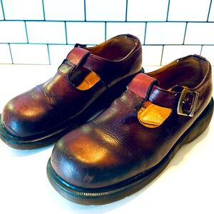 Vintage Women’s Dr. Martens Polley T-Strap Leather Mary Jane, US 9
